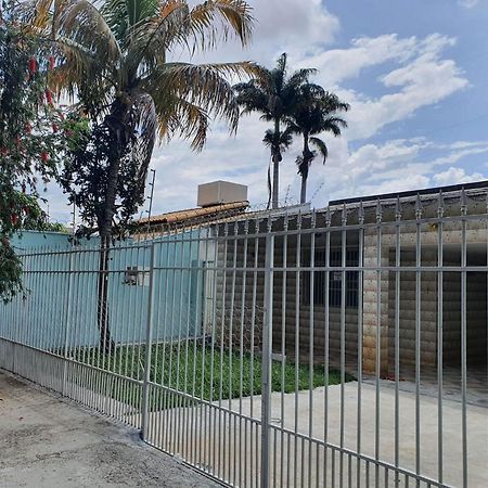 Hostel Umuarama Uberlandia Luaran gambar